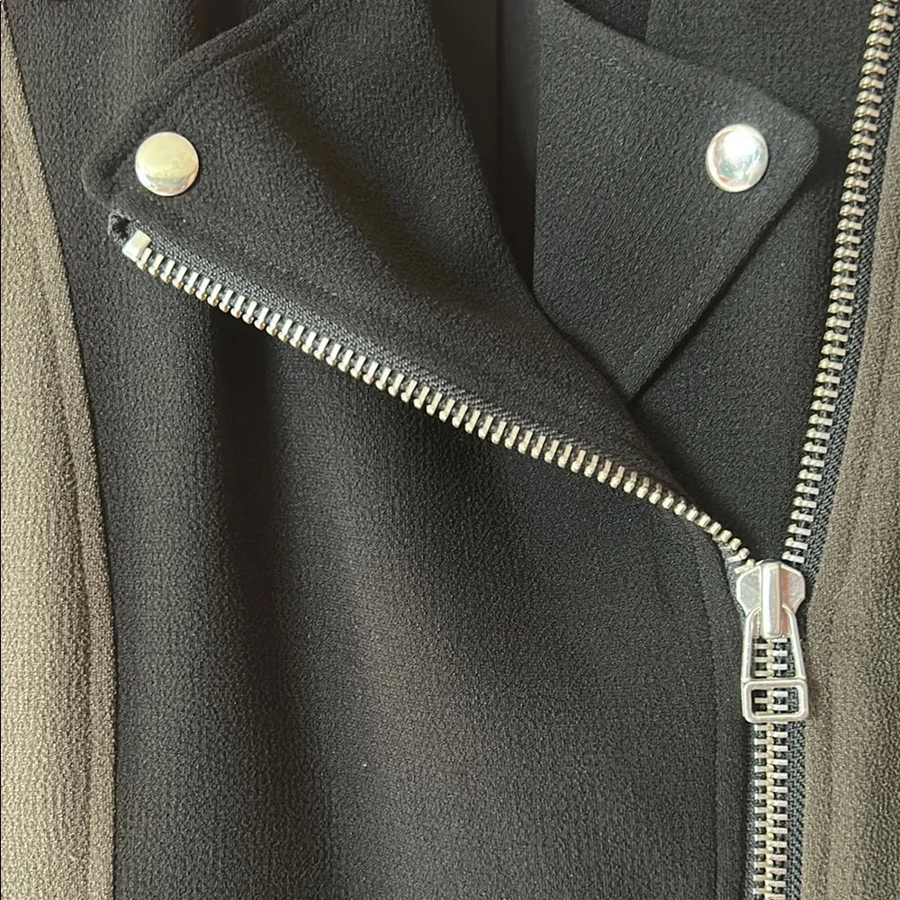 Aritzia Wilfred Black and Brown Bomber Jacket - Picture 5 of 16